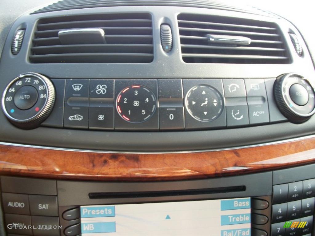 2004 Mercedes-Benz E 320 4Matic Sedan Controls Photo #46495020