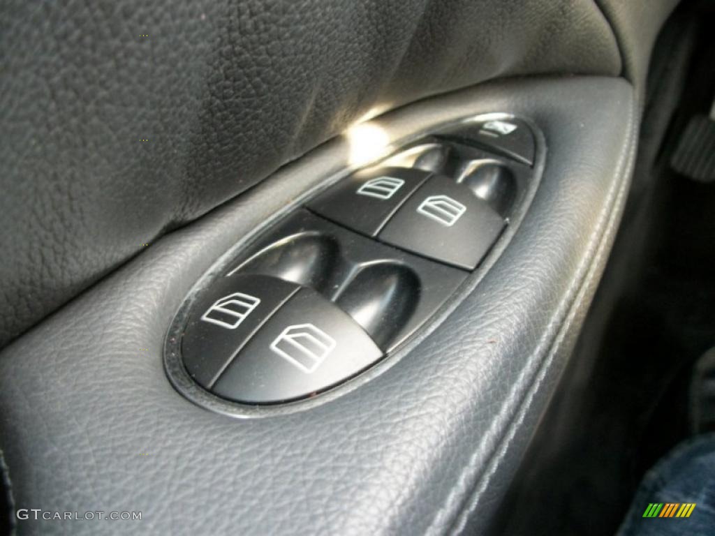 2004 Mercedes-Benz E 320 4Matic Sedan Controls Photo #46495059