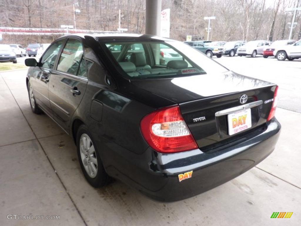 2004 Camry XLE - Black / Stone photo #4
