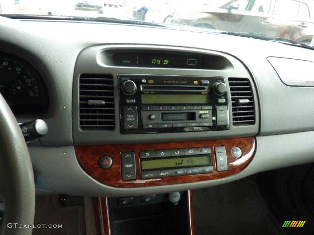 2004 Camry XLE - Black / Stone photo #13