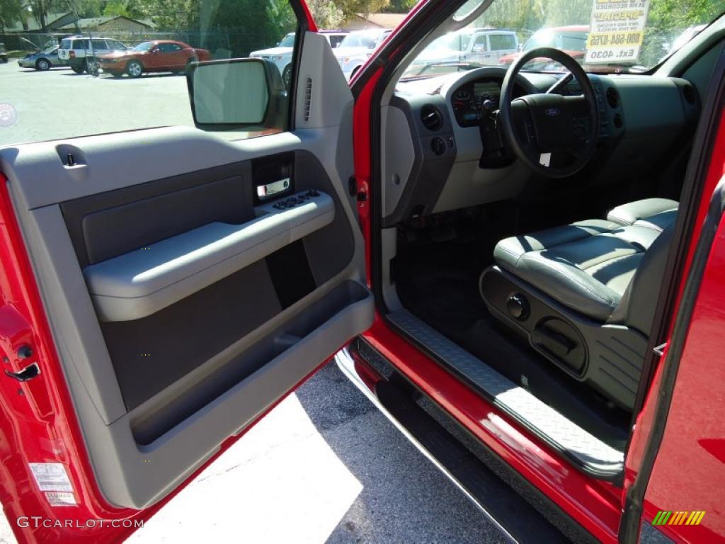 2006 F150 STX SuperCab - Bright Red / Medium/Dark Flint photo #4