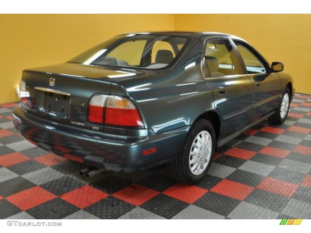 1996 Accord LX Sedan - Dark Eucalyptus Green Pearl Metallic / Gray photo #4