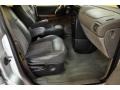 Medium Gray Interior Photo for 2002 Chevrolet Venture #46499193
