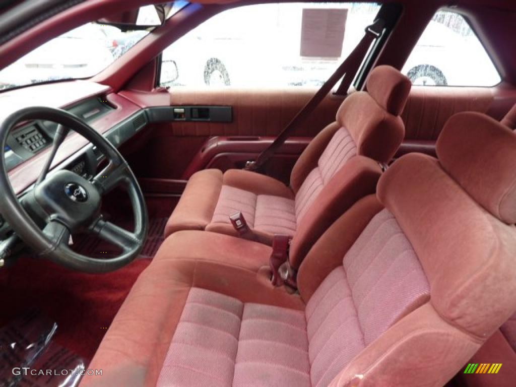 Red Interior 1993 Chevrolet Lumina Euro Coupe Photo #46501967
