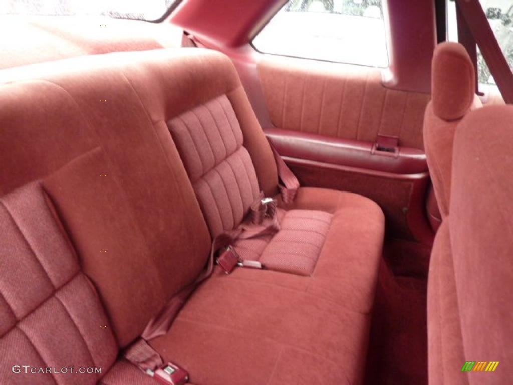 Red Interior 1993 Chevrolet Lumina Euro Coupe Photo #46502039