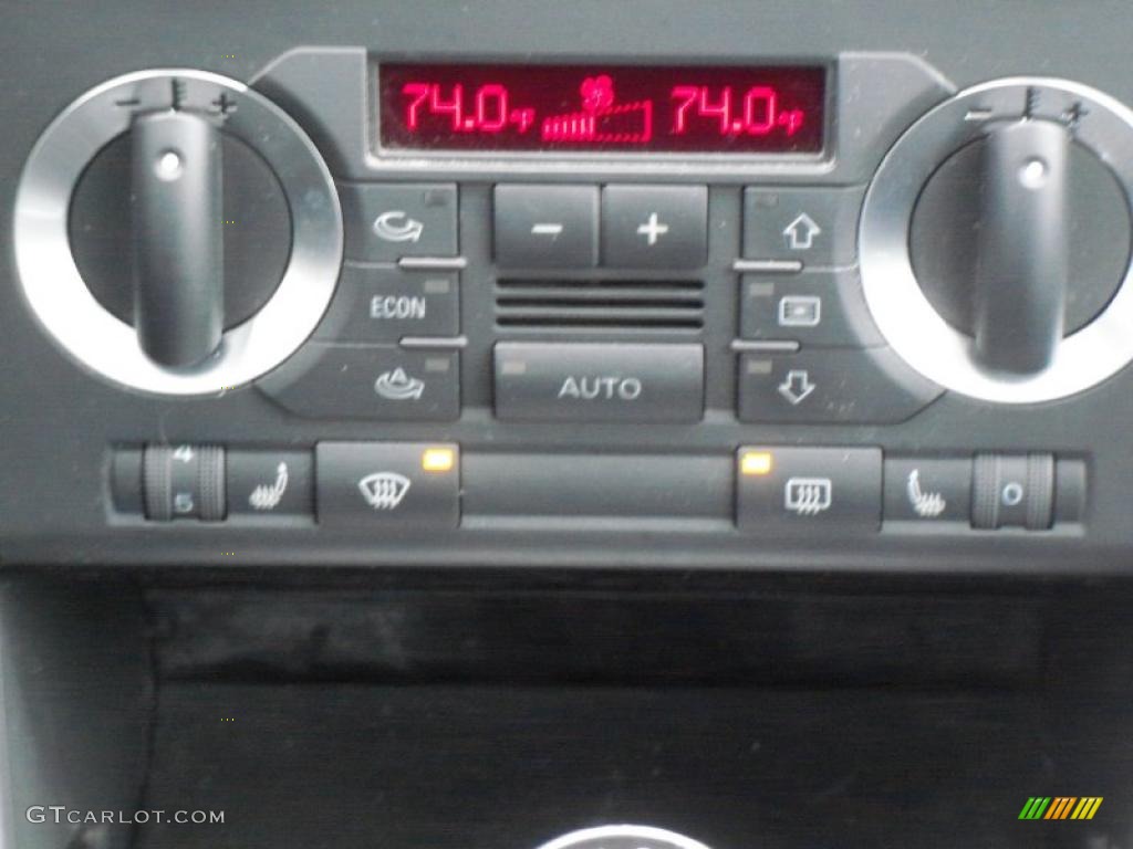 2006 Audi A3 2.0T Controls Photo #46503197