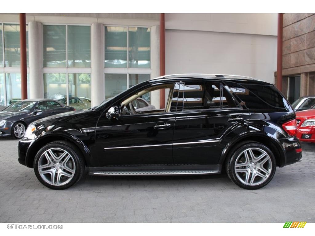 Black 2009 Mercedes-Benz ML 63 AMG 4Matic Exterior Photo #46504244