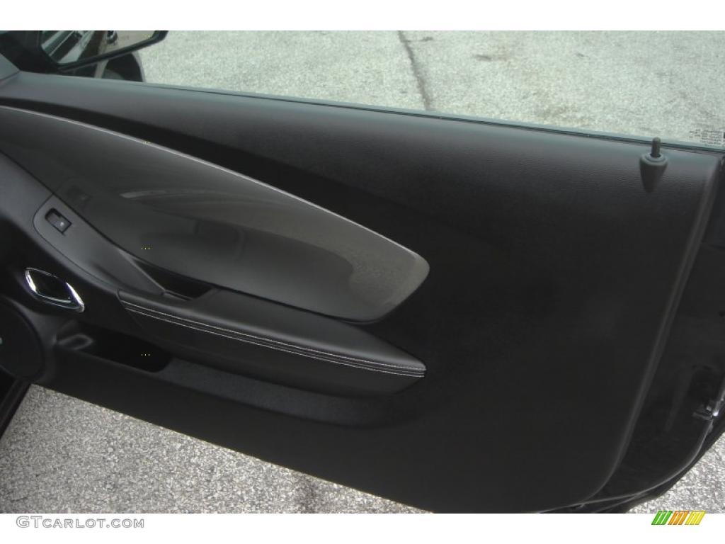 2010 Chevrolet Camaro SS/RS Coupe Black Door Panel Photo #46505462