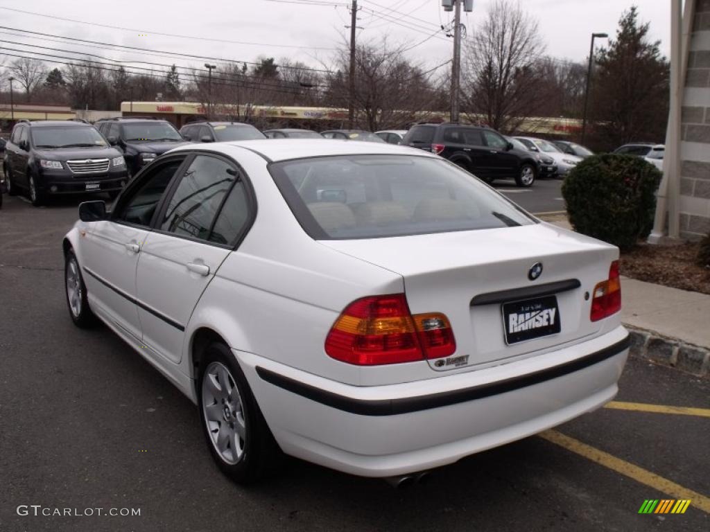2003 3 Series 325xi Sedan - Alpine White / Sand photo #3