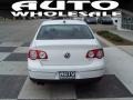 Candy White - Passat Komfort Sedan Photo No. 3