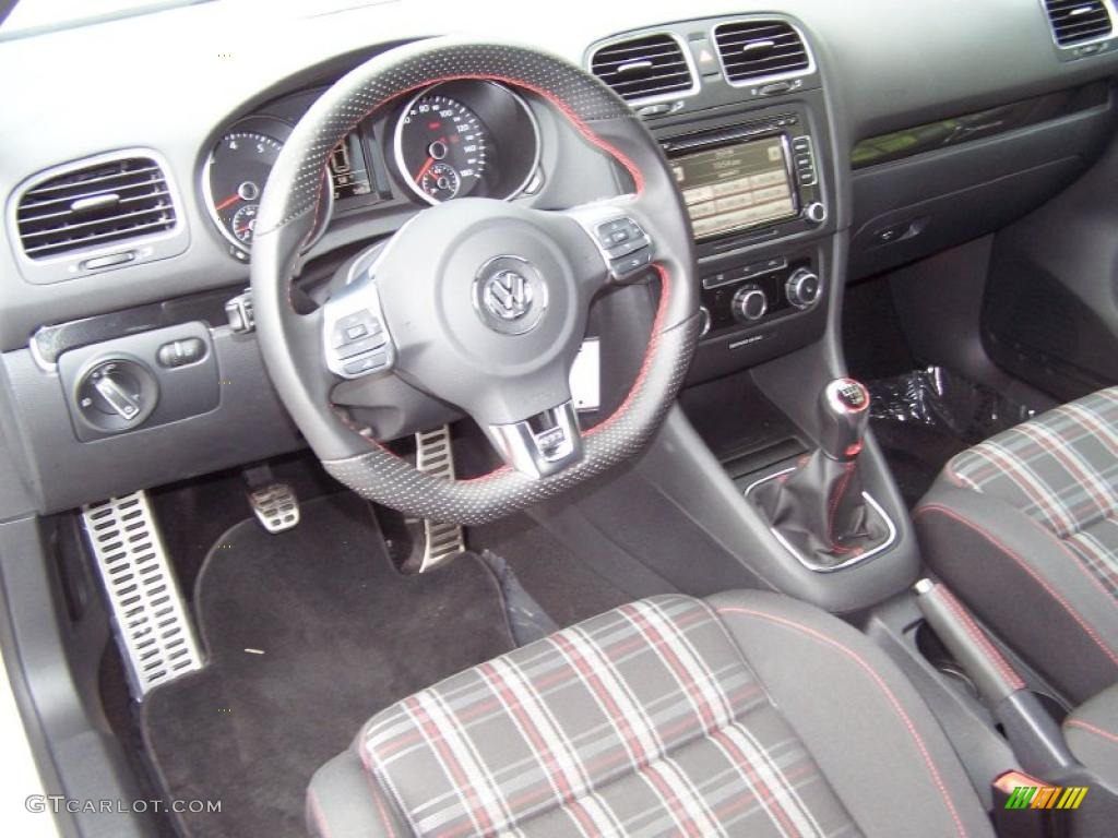 Interlagos Plaid Cloth Interior 2010 Volkswagen GTI 2 Door Photo #46510022