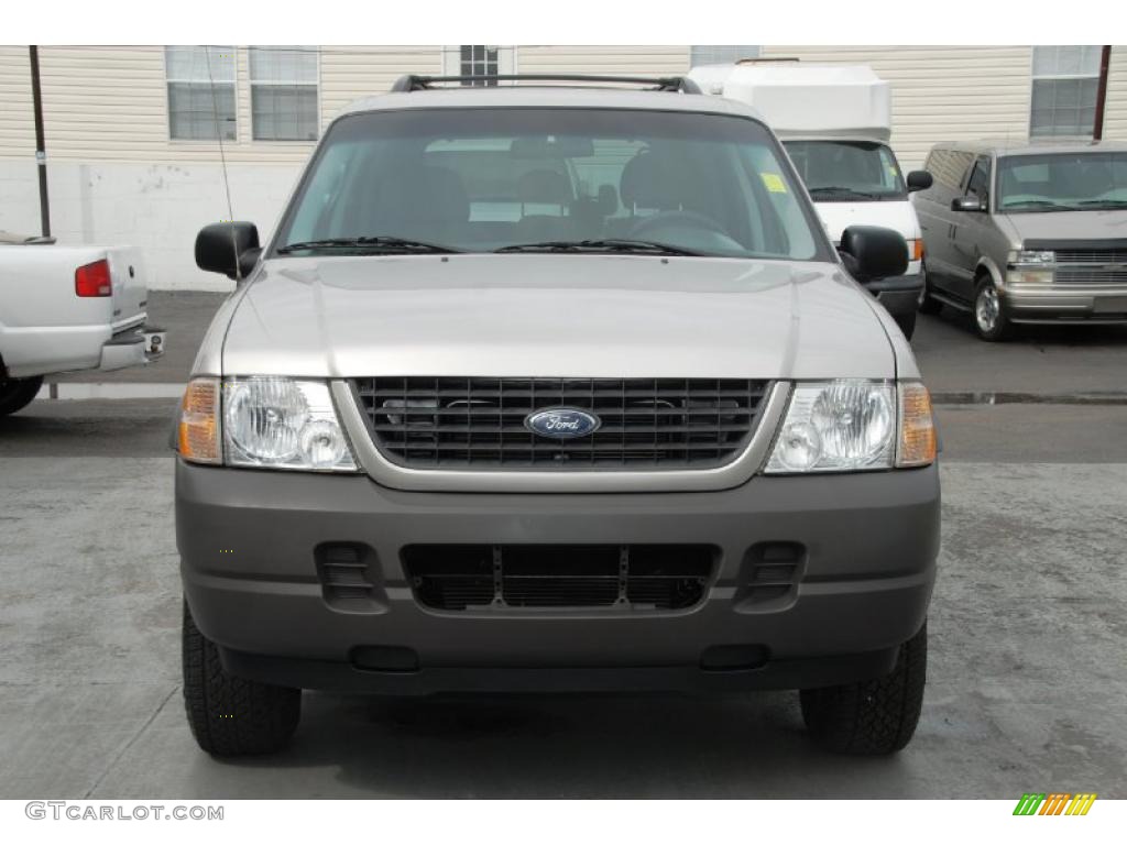 2004 Explorer XLS - Silver Birch Metallic / Graphite photo #7