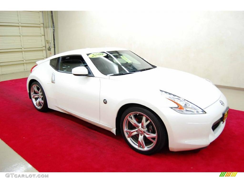 Pearl White 2009 Nissan 370Z Sport Touring Coupe Exterior Photo #46510814
