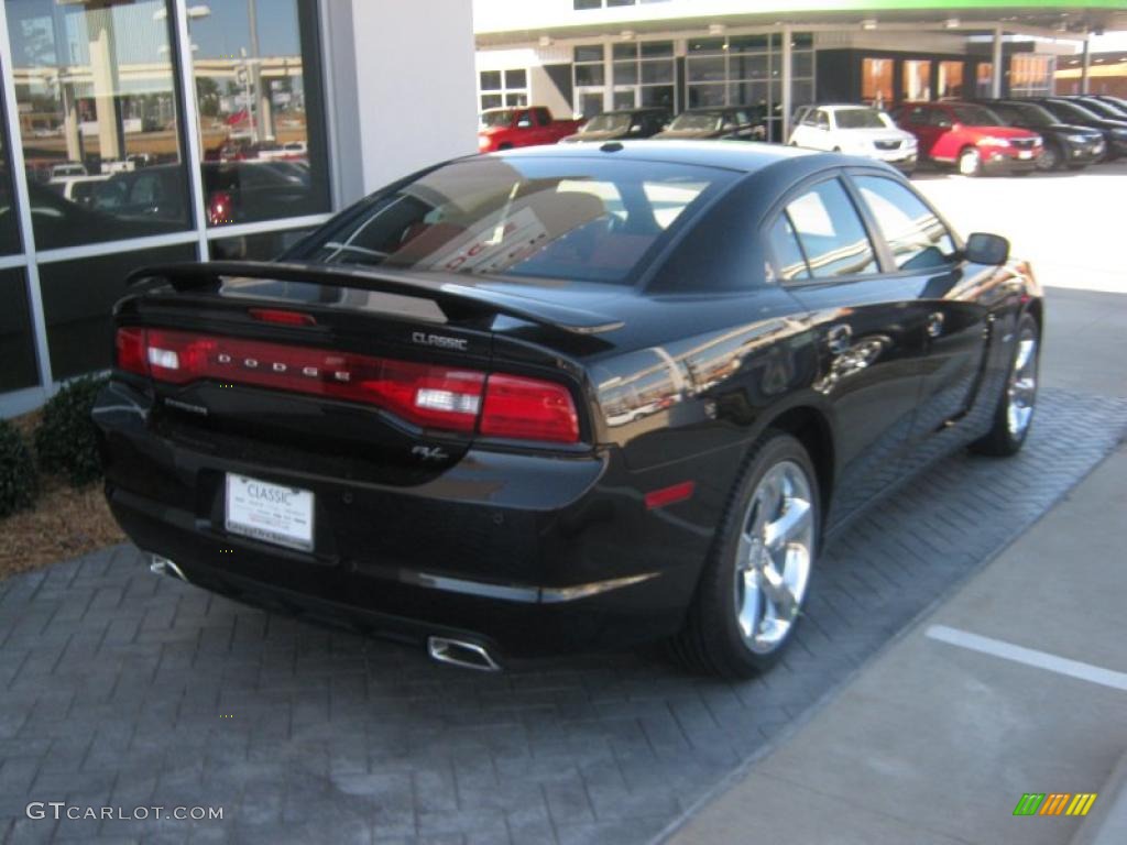 2011 Brilliant Black Crystal Pearl Dodge Charger R/T Plus 46500372