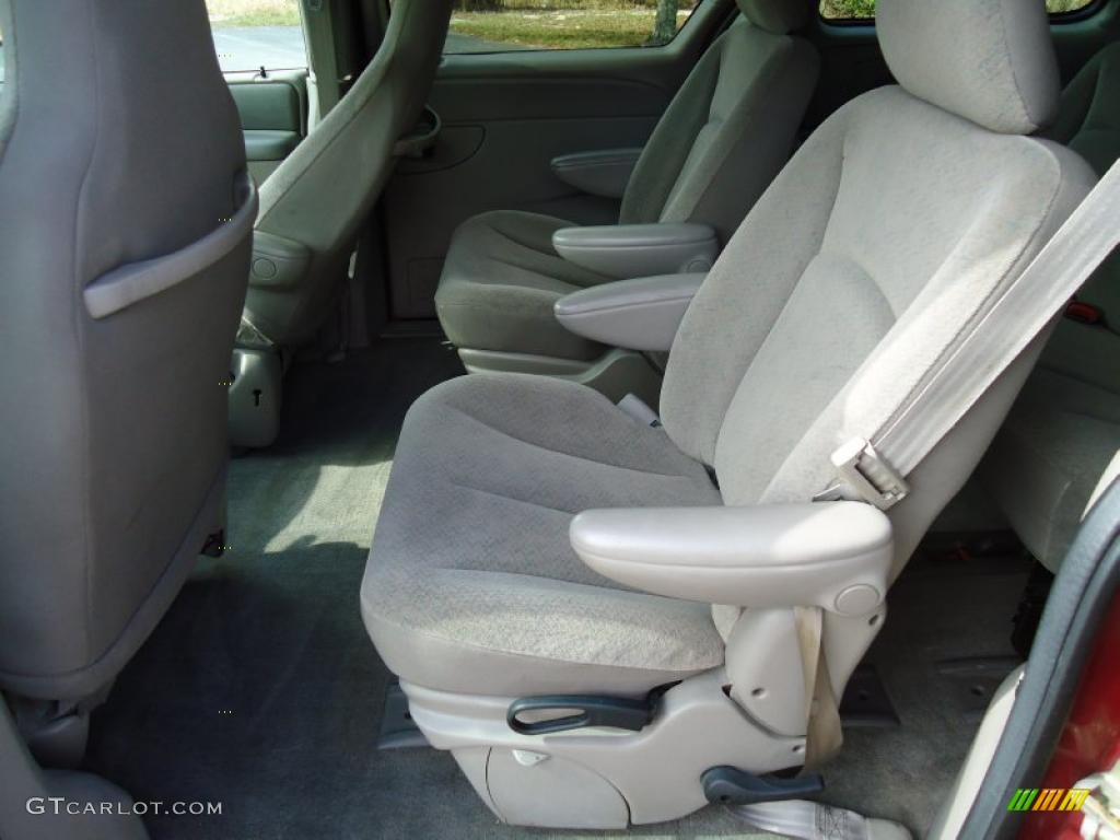 Taupe Interior 2003 Dodge Caravan SXT Photo #46513947