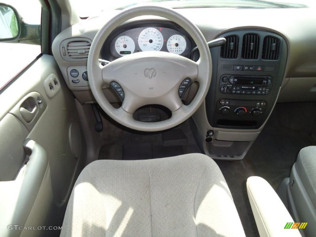 Taupe Interior 2003 Dodge Caravan SXT Photo #46513962