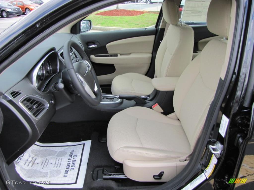 Black/Light Frost Beige Interior 2011 Chrysler 200 Touring Photo #46514037