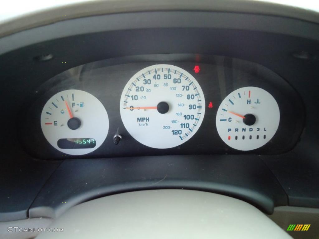 2003 Dodge Caravan SXT Gauges Photos
