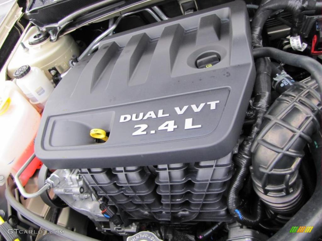 2011 Chrysler 200 LX 2.4 Liter DOHC 16-Valve Dual VVT 4 Cylinder Engine Photo #46514340