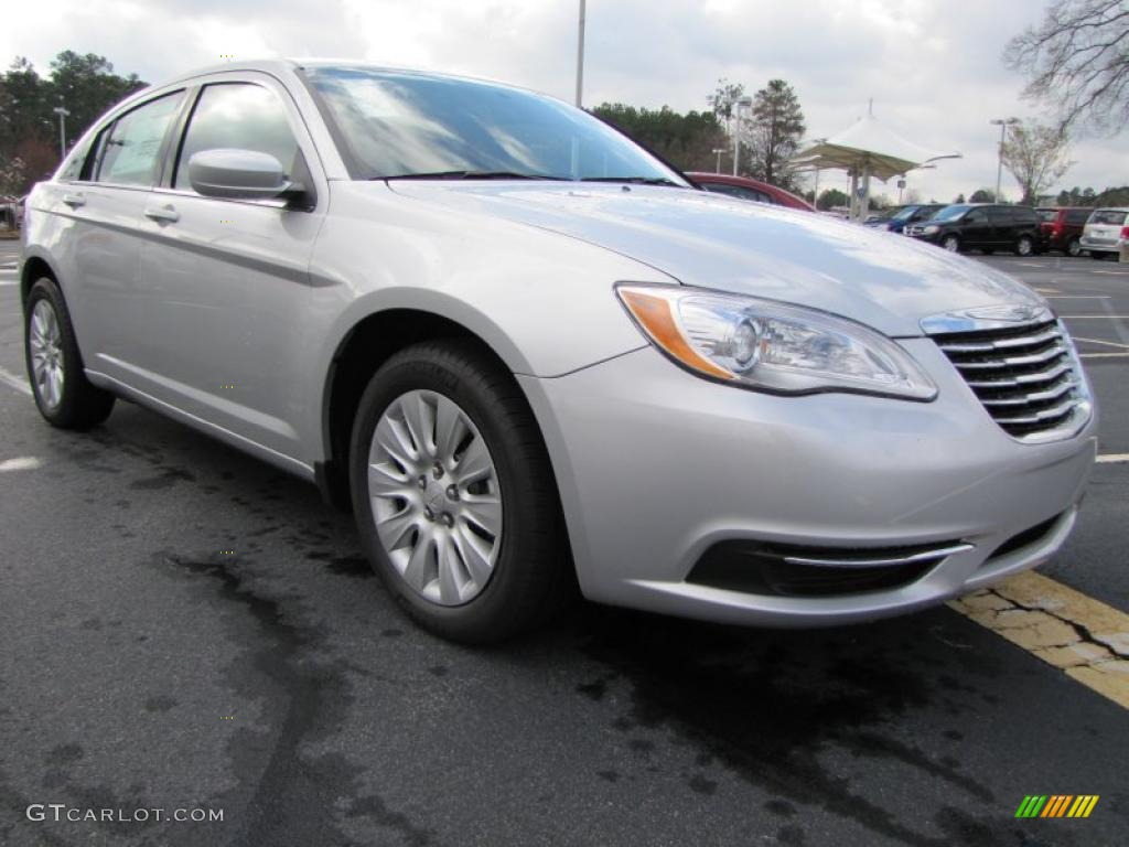 Bright Silver Metallic 2011 Chrysler 200 LX Exterior Photo #46514634