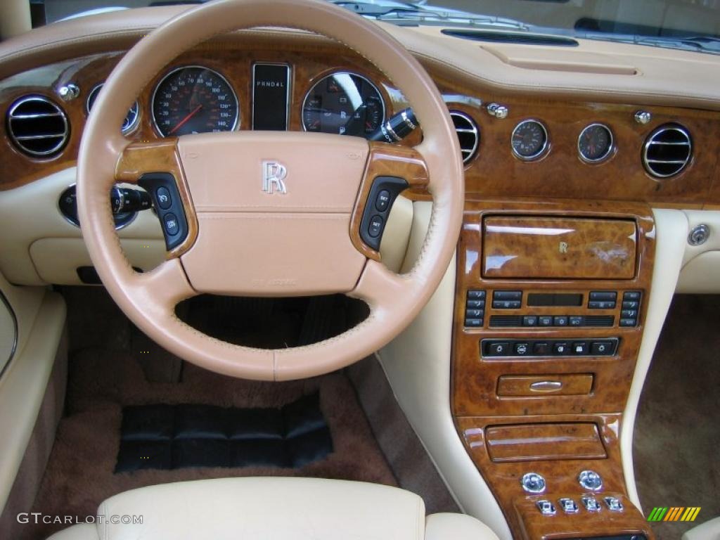 2000 Rolls-Royce Silver Seraph Standard Silver Seraph Model Magnolia Dashboard Photo #46516179