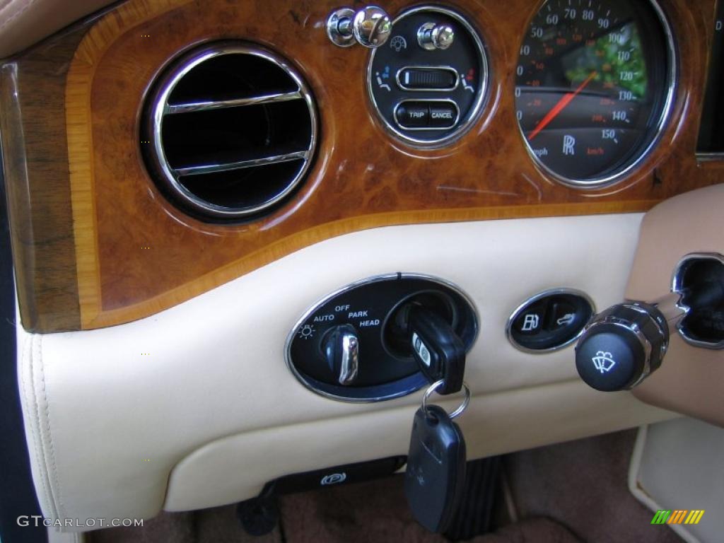 2000 Rolls-Royce Silver Seraph Standard Silver Seraph Model Controls Photo #46516194