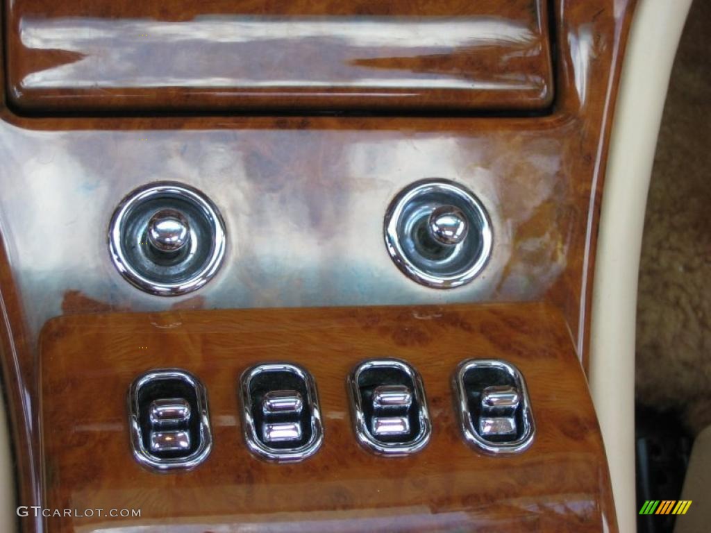 2000 Rolls-Royce Silver Seraph Standard Silver Seraph Model Controls Photo #46516326