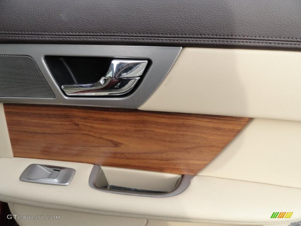 2010 Jaguar XF Sport Sedan Barley Door Panel Photo #46517337