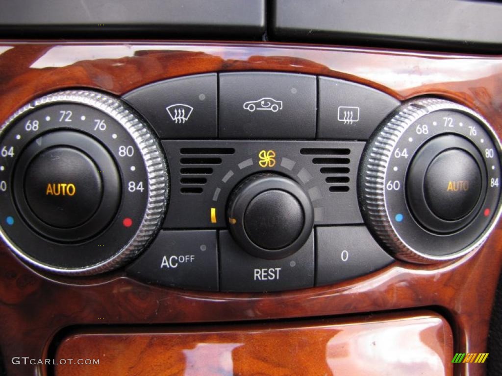 2003 Mercedes-Benz SL 500 Roadster Controls Photo #46518273