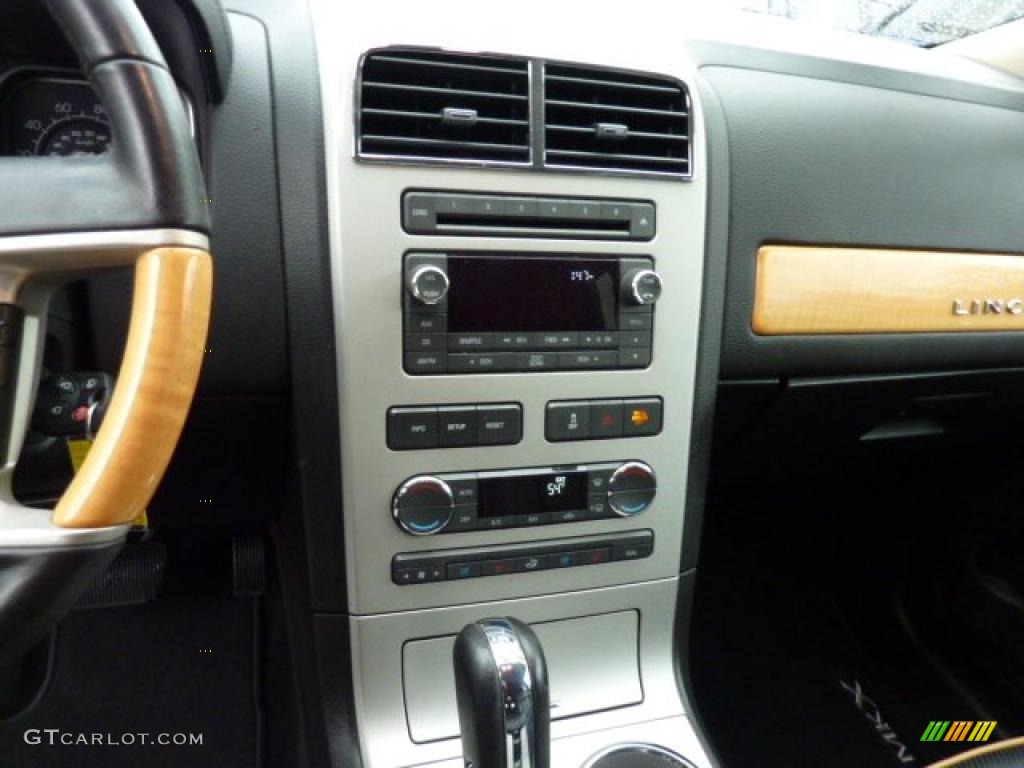 2008 Lincoln MKX AWD Controls Photo #46520556