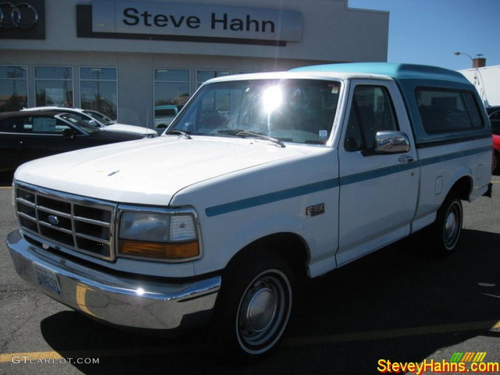 1992 F150 S Regular Cab - Oxford White / Grey photo #1