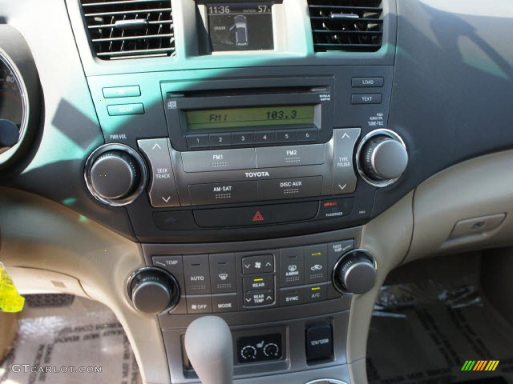 2010 Highlander SE - Blizzard White Pearl / Sand Beige photo #12