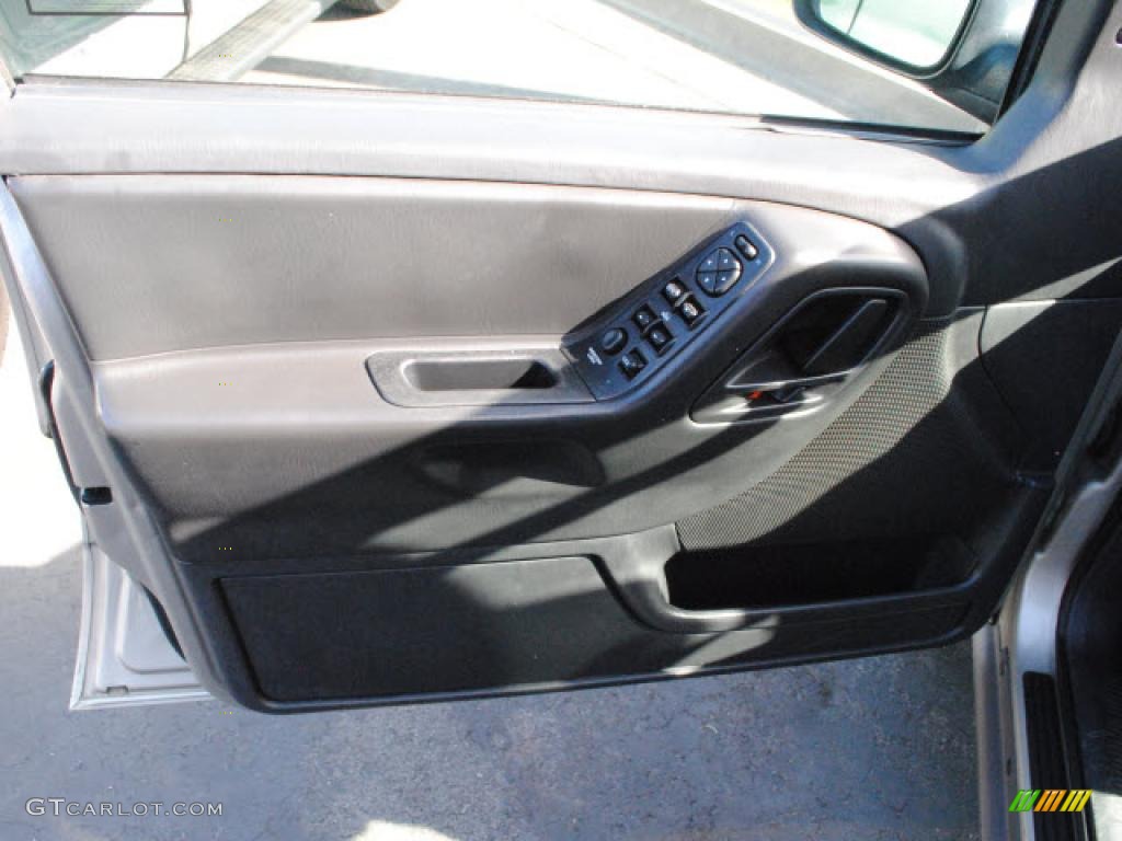 2003 Grand Cherokee Laredo - Light Pewter Metallic / Dark Slate Gray photo #17