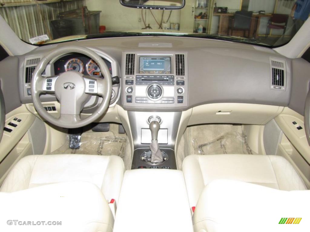 2008 Infiniti FX 35 Wheat Dashboard Photo #46530537