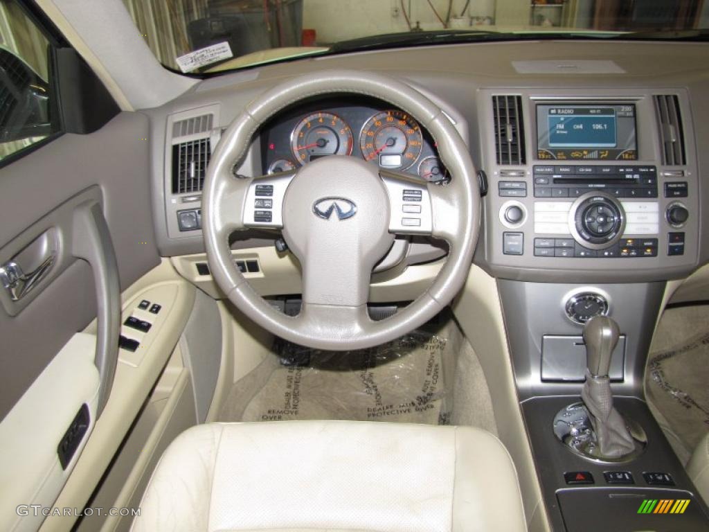 2008 Infiniti FX 35 Dashboard Photos