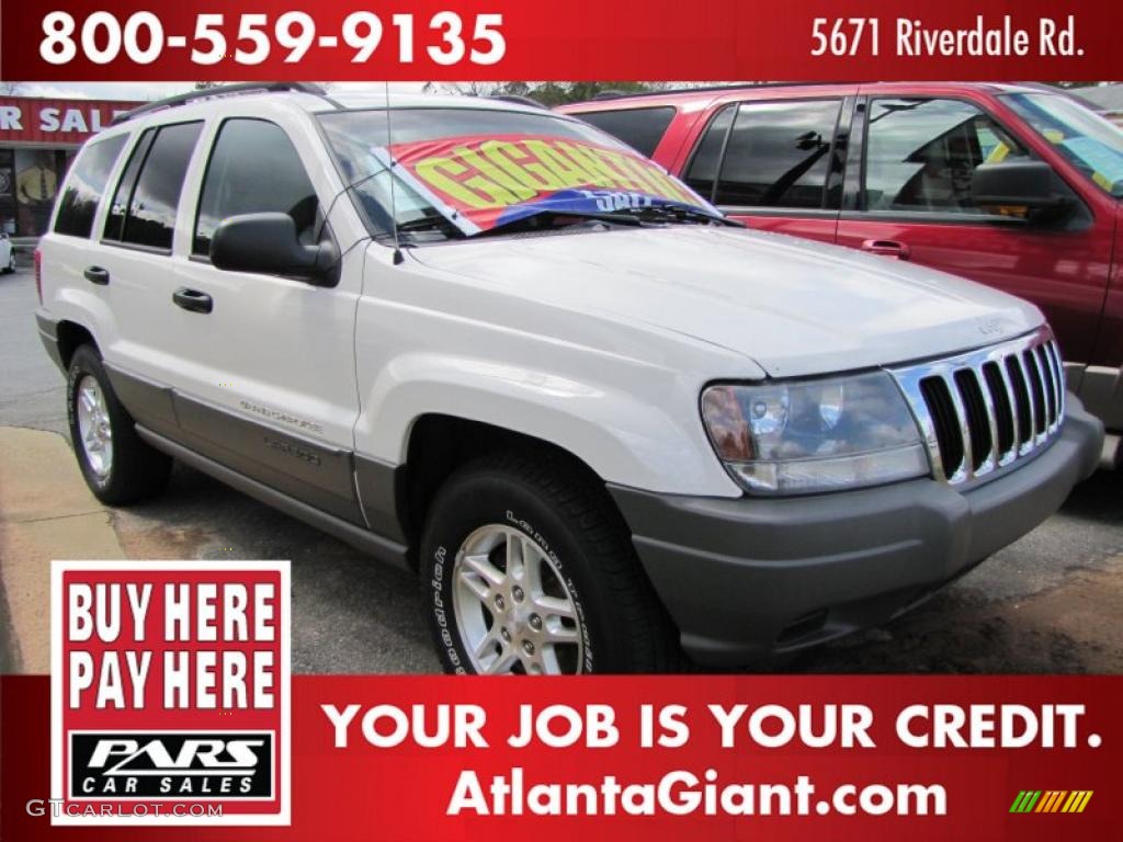 2002 Grand Cherokee Laredo - Stone White / Taupe photo #4