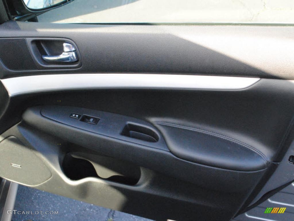 2009 Infiniti G 37 x S Sedan Graphite Door Panel Photo #46532076