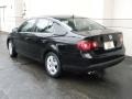 Black - Jetta SE Sedan Photo No. 5