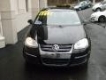 Black - Jetta SE Sedan Photo No. 8