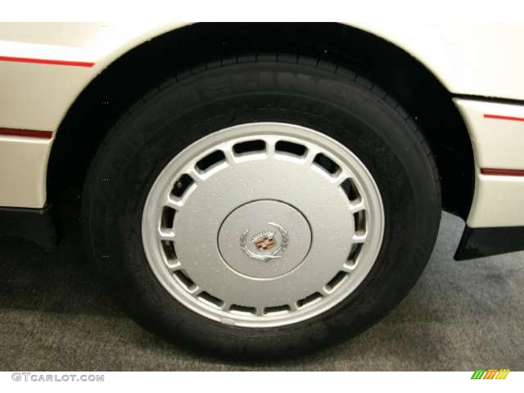 1990 Cadillac Allante Convertible Wheel Photo #46533327