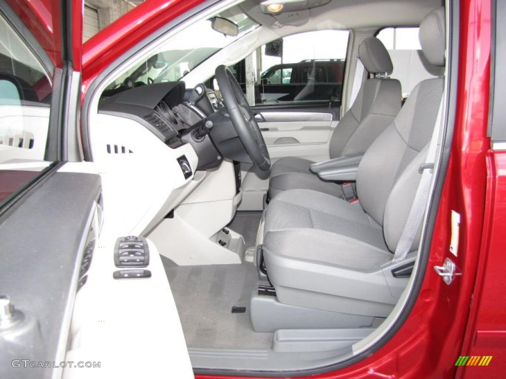 Aero Grey Interior 2009 Volkswagen Routan S Photo #46533465