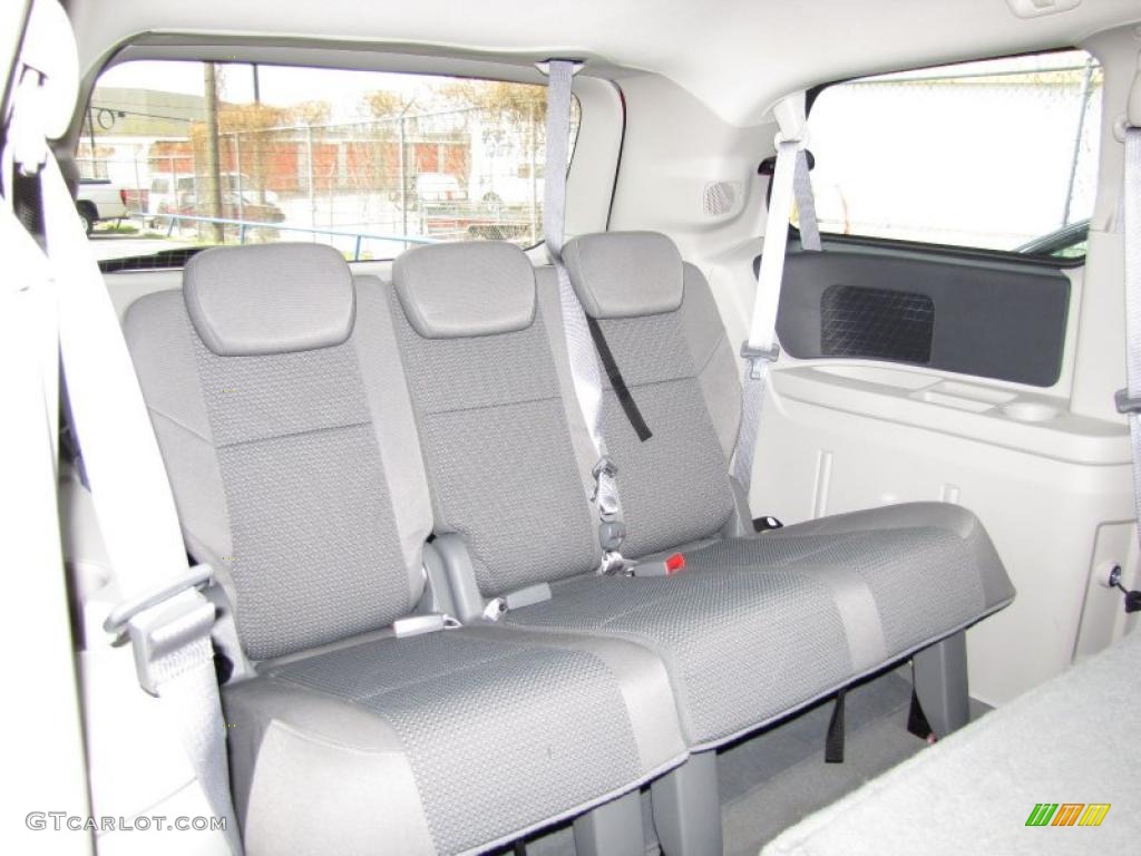Aero Grey Interior 2009 Volkswagen Routan S Photo #46533510