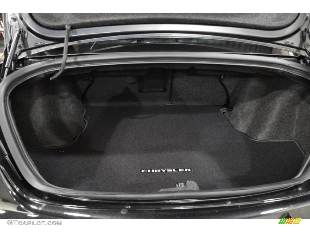 2011 Chrysler 200 Limited Trunk Photo #46534515