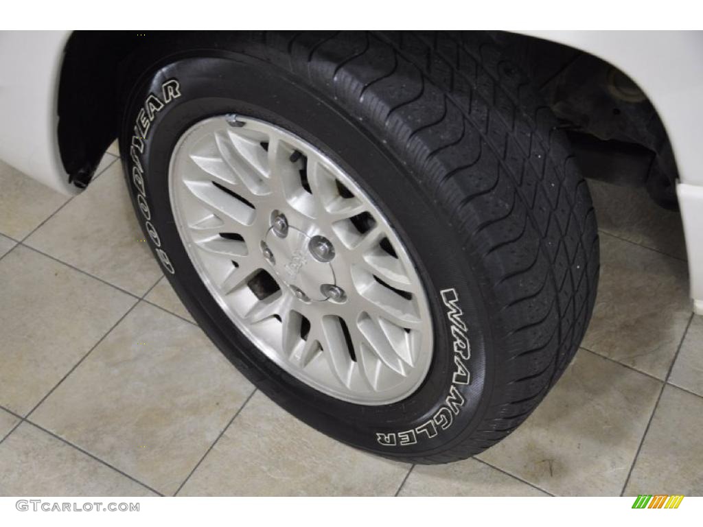 2004 Grand Cherokee Limited - Stone White / Dark Slate Gray photo #21