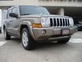 Light Khaki Metallic - Commander Limited 4x4 Photo No. 1
