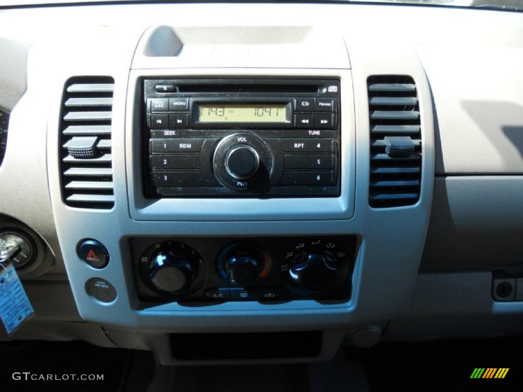 2008 Frontier SE Crew Cab - Storm Grey / Beige photo #21