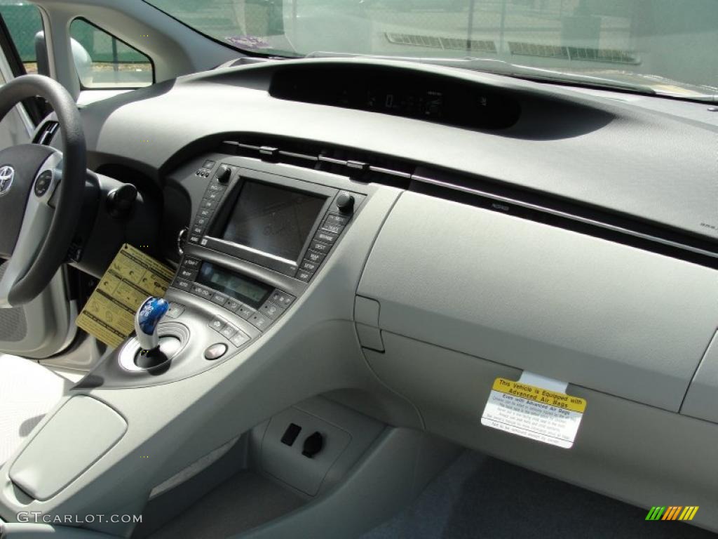 2011 Toyota Prius Hybrid III Misty Gray Dashboard Photo #46537248