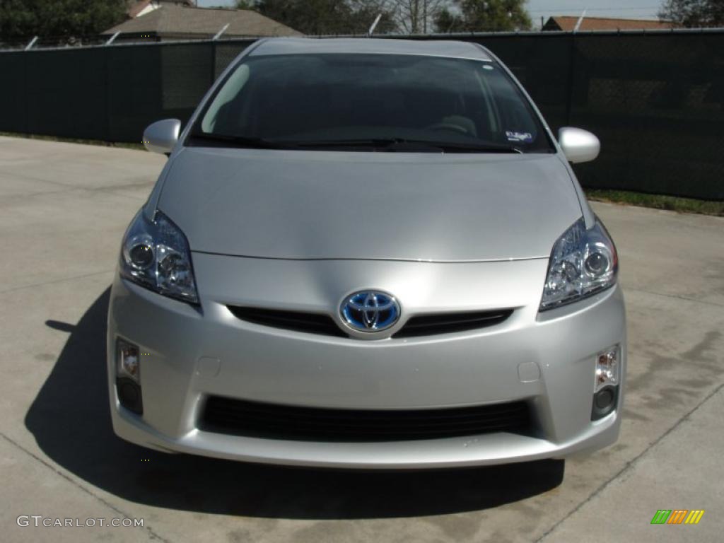Classic Silver Metallic 2011 Toyota Prius Hybrid II Exterior Photo #46537620