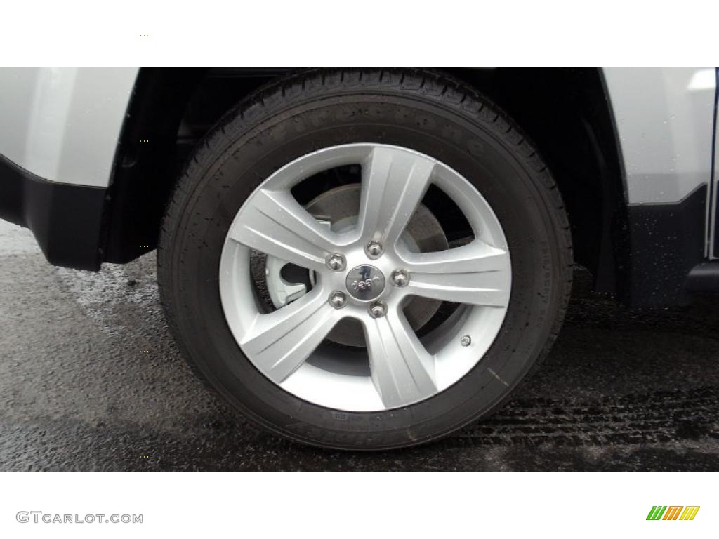 2011 Jeep Patriot Latitude X Wheel Photo #46537944