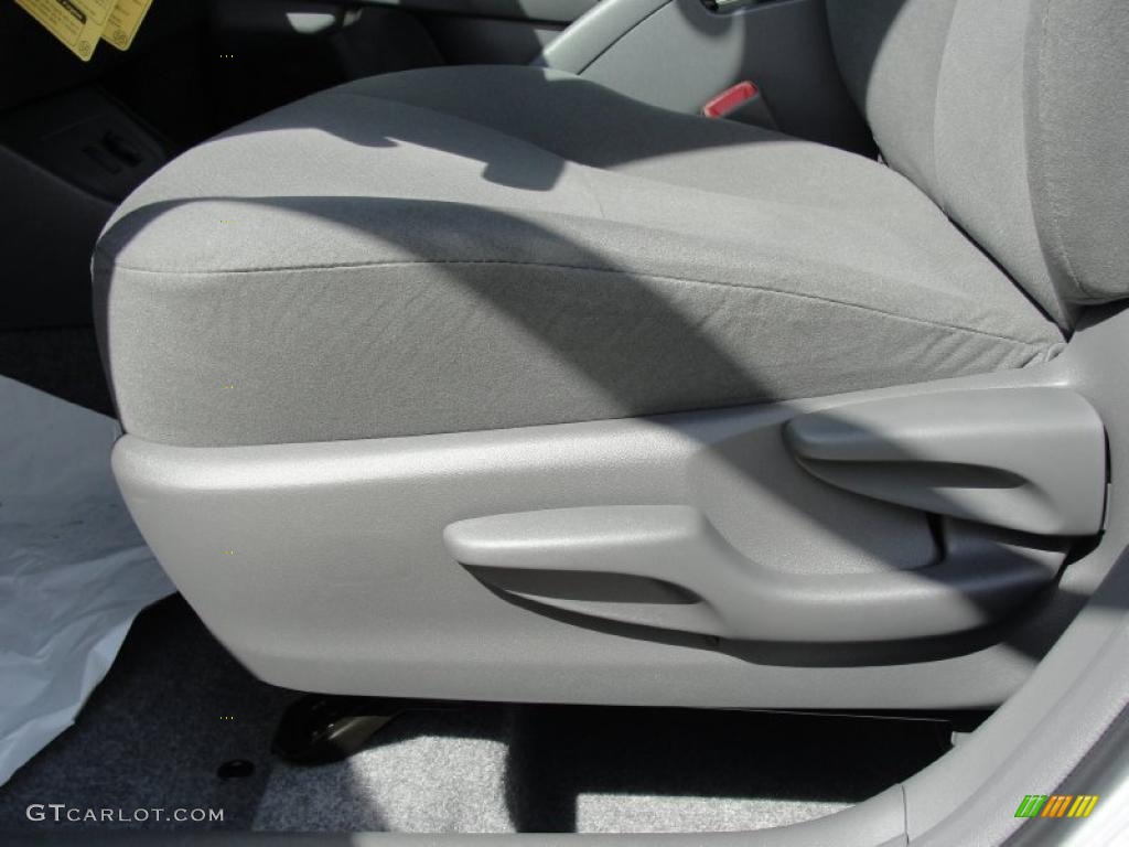 Dark Gray Interior 2011 Toyota Prius Hybrid II Photo #46538005